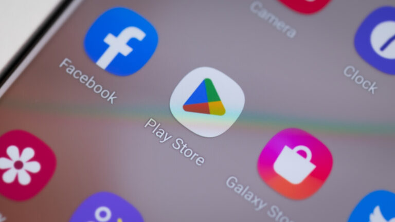 You need to delete yet another 38 Android apps before they load up your phone with malware