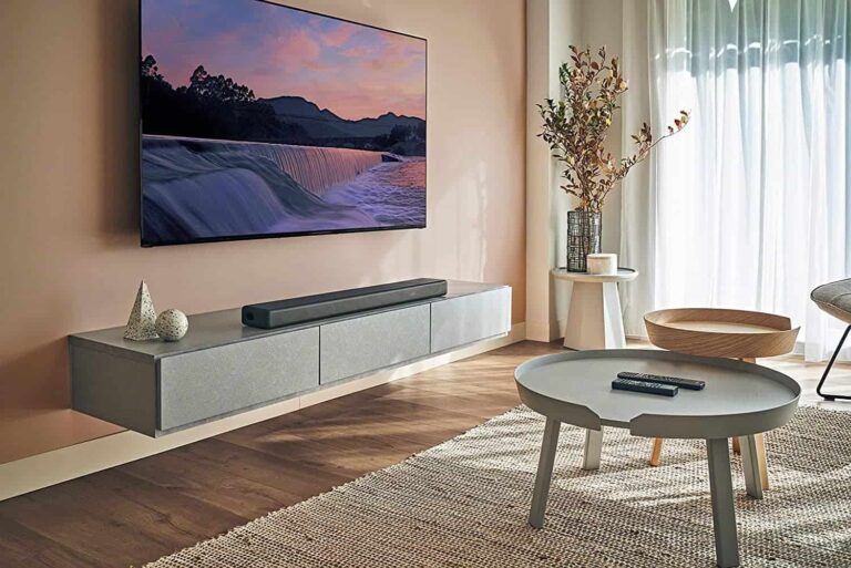 Save $200 on the Dolby Atmos-powered Sony HT-A3000 Soundbar