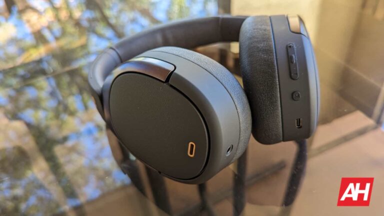 Top 8 Best Noise Canceling Headphones