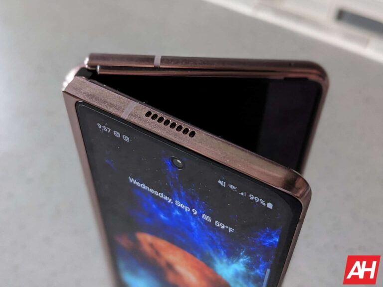 Galaxy Z Fold 2 picks up July 2023 update in the US