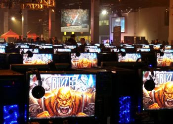 Blizzard Entertainment hit by DDoS attack