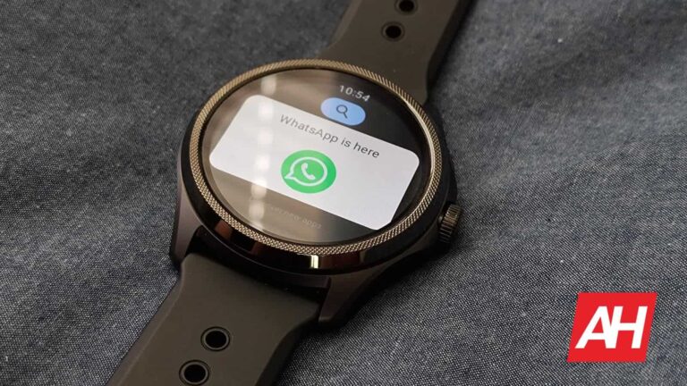 You can now install WhatsApp on your Wear OS 3 smartwatch