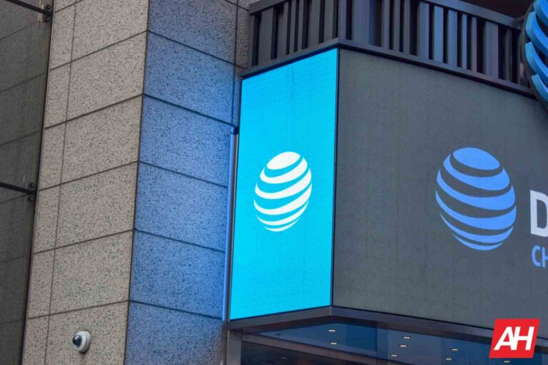 AT&T is lowering its AutoPay discounts on credit cards