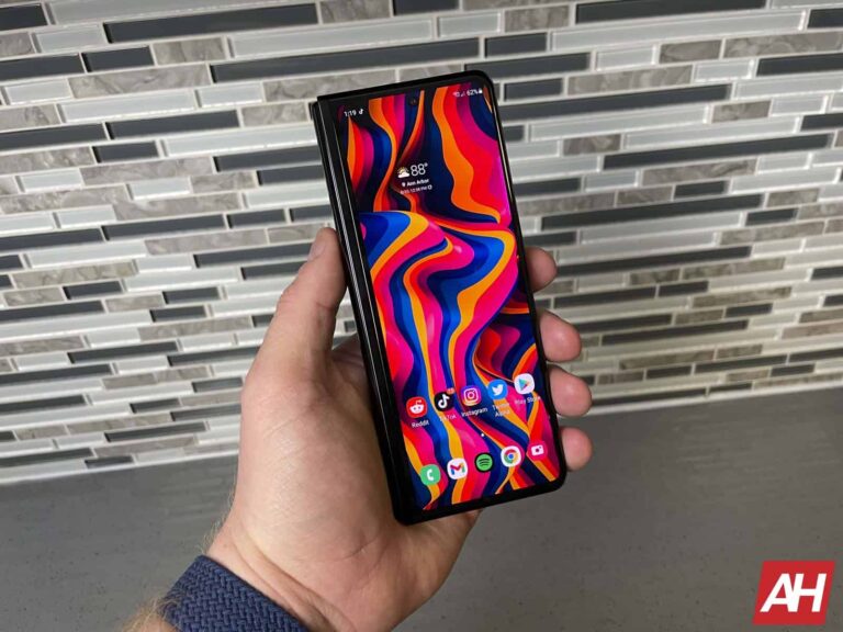 Galaxy Z Fold 3, Fold 2 & Flip 5G get August update in the US