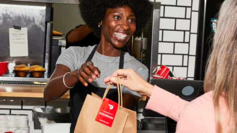 The DoorDash app will nudge you to leave a tip or ask you to increase the tip you already left