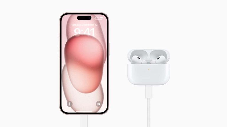 Apple AirPods Pro and EarPods now use USB-C