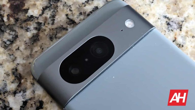 Google is selling a Pixel 8 lens protector