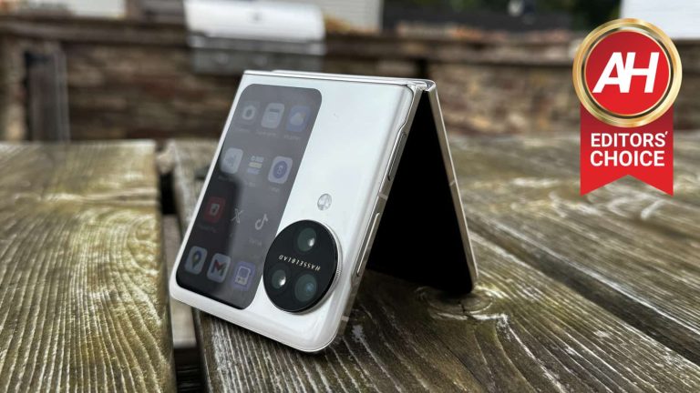 The Best Camera Flip Phone