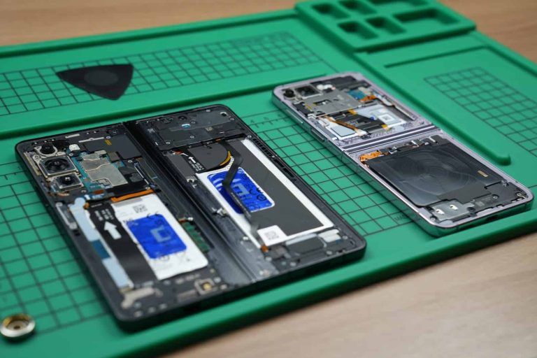 Samsung now offers self-repair service for its latest foldables