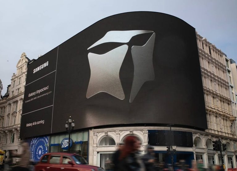 Samsung’s Galaxy AI billboards spark Galaxy S24 excitement