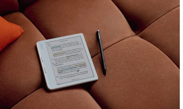 Kobo joins the color e-readers fray with two devices