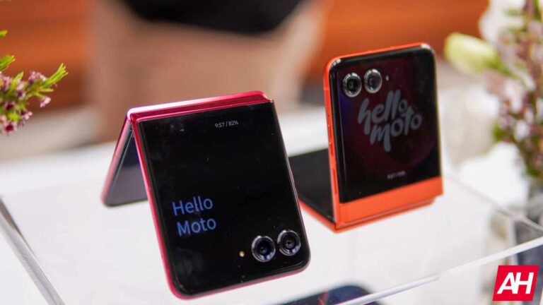 Motorola’s New Razr & Razr+ Arrive to Challenge Samsung’s Galaxy Z Flip 6