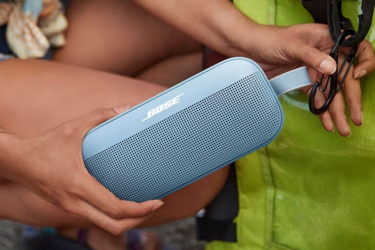 The Impressive Bose SoundLink Flex Bluetooth speaker is now just $99