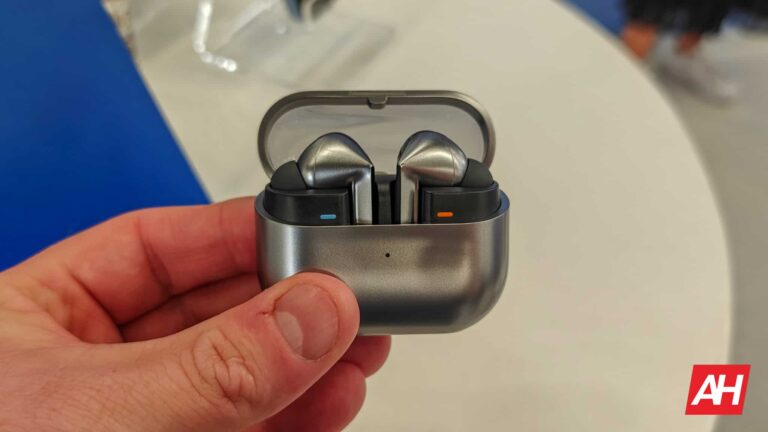 Samsung halts Galaxy Buds 3 Pro sales due to quality issues