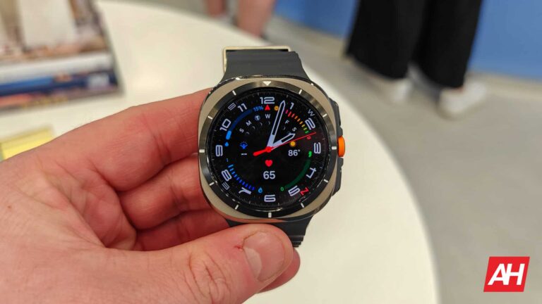 Wear OS 5 drops support for old watch faces; only WFF allowed